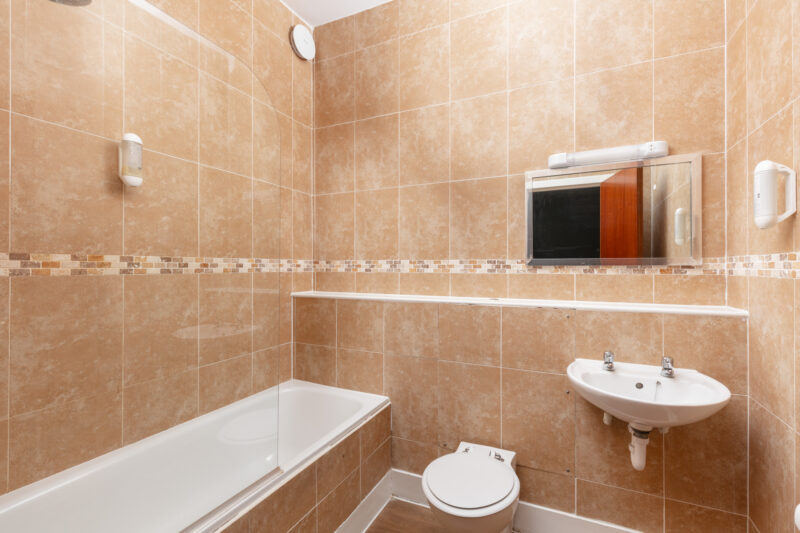 Bathroom2