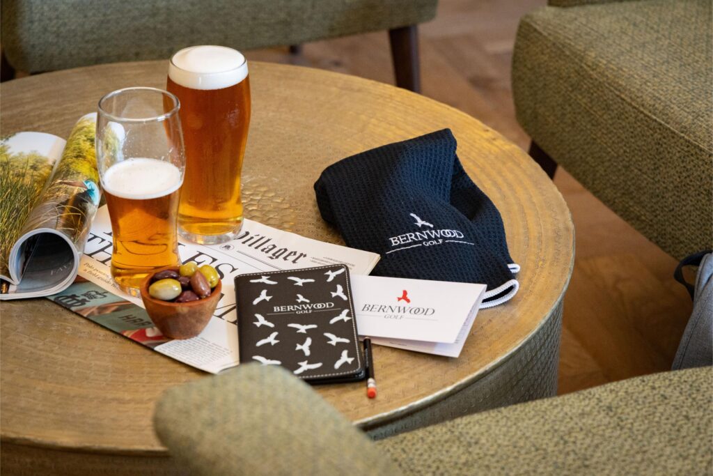 Bespoke – Bernwood F&B-10