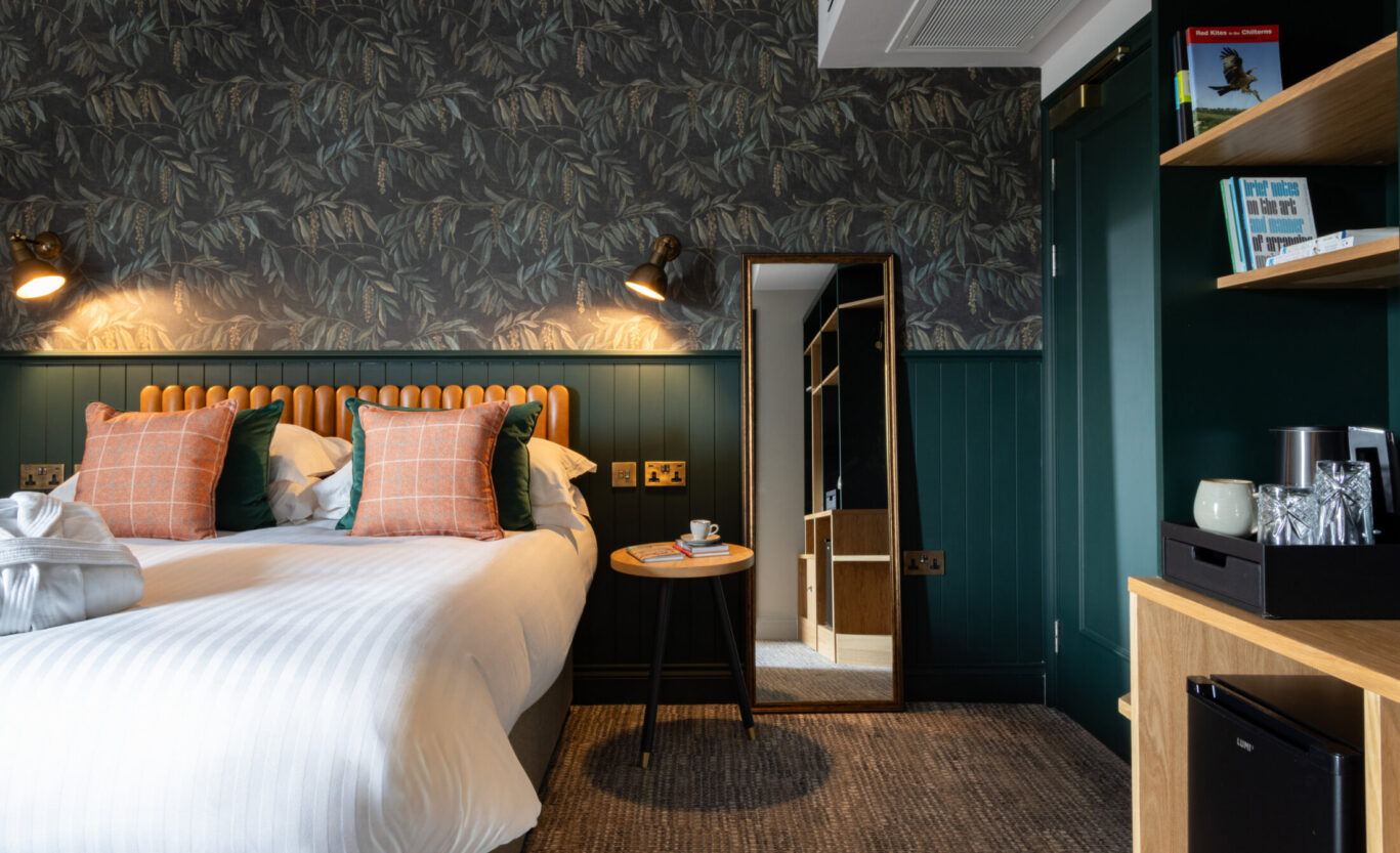 HERO EDIT – Bernwood Park Hotel