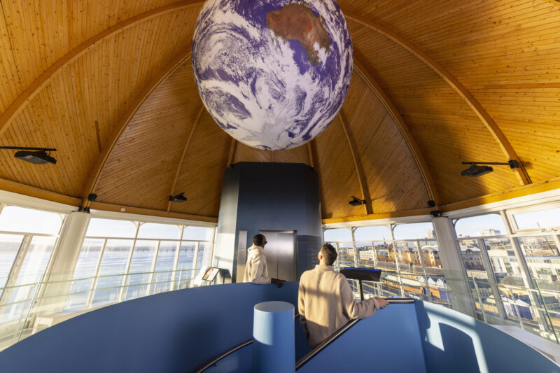 Experience life in the Antarctic with Captain Scott and his crew on the RRS Discovery at Discovery Point. Uncover the tale of one of the most heroic voyages of exploration ever undertaken. Follow in the footsteps of Captain Scott and Ernest Shackleton aboard the Royal Research Ship Discovery at the multi award-winning Discovery Point, and experience one of the greatest stories ever told.