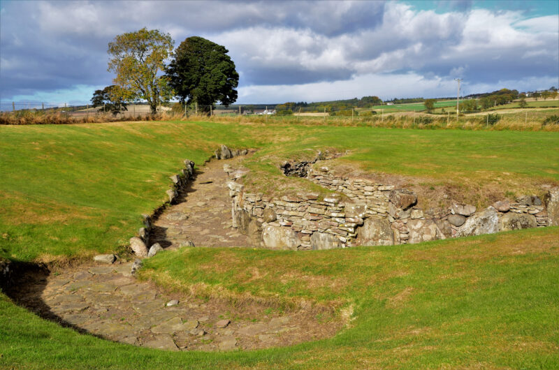 Landmarks of Scotland – Carlungie Earth House