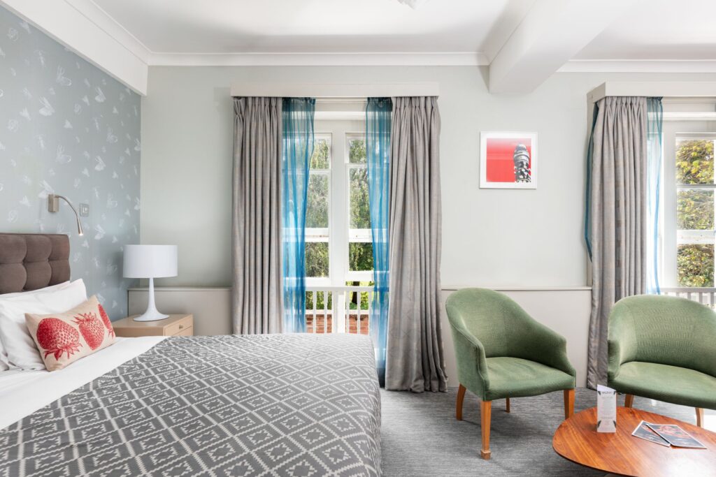 BedroomLuxuaryDouble_2