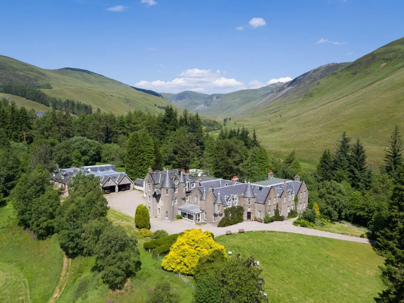 dalmunzie-castle-hotel-Dalmunzie Castle008