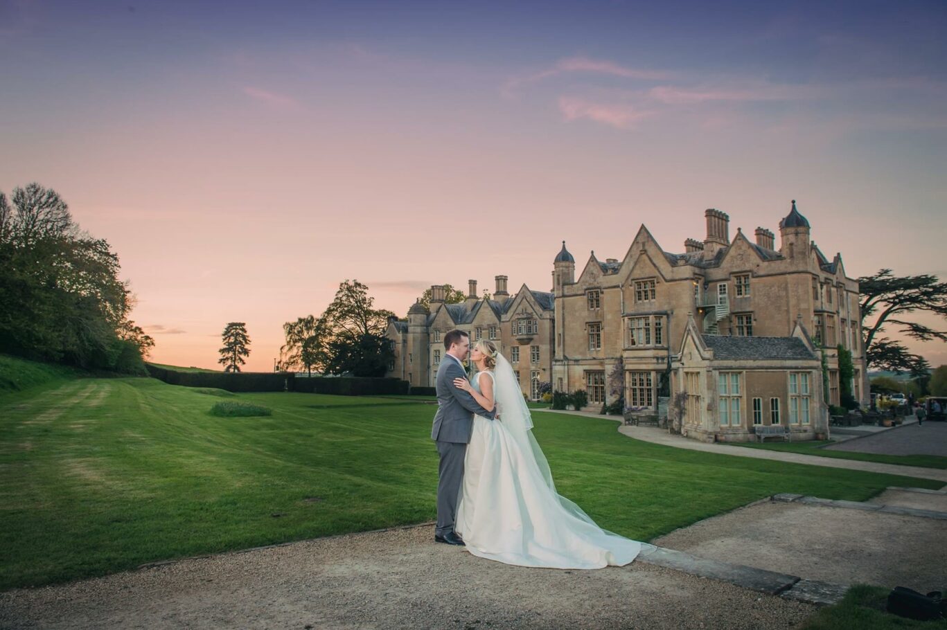 dumbleton-hall-image 4