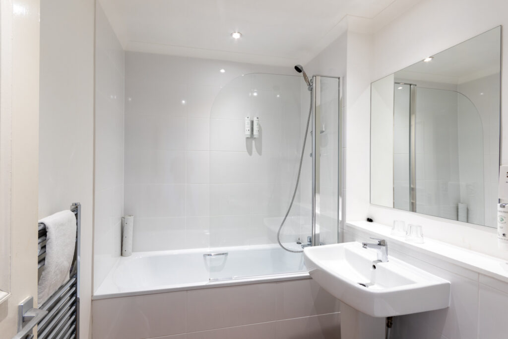 Sea View Twin Bathroom