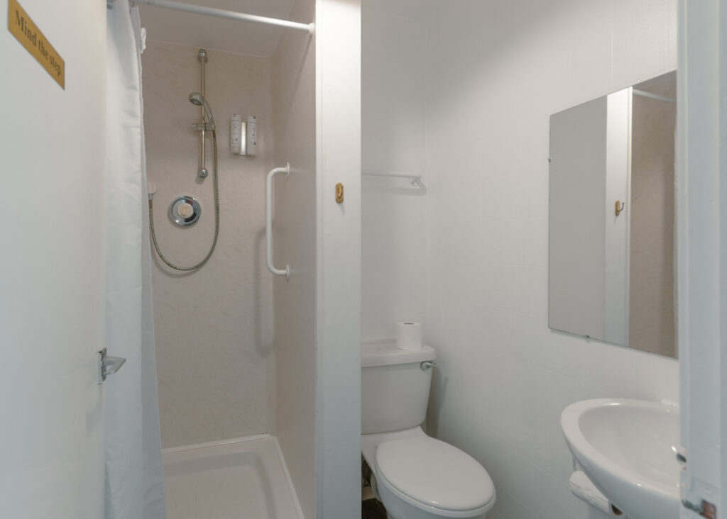 Small Double Bathroom
