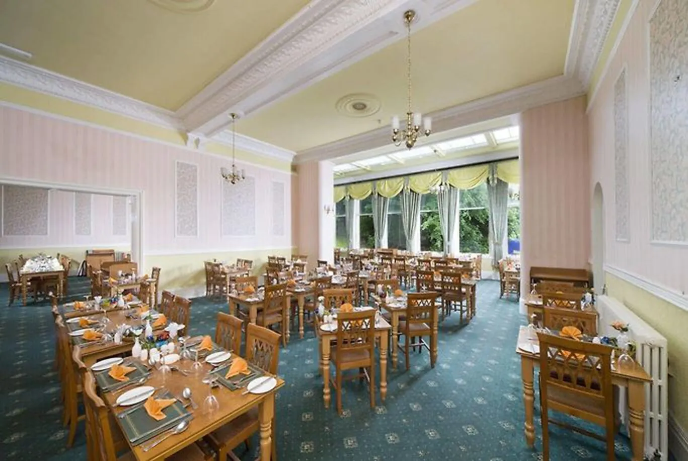 glenburn-hotel-Restaurant