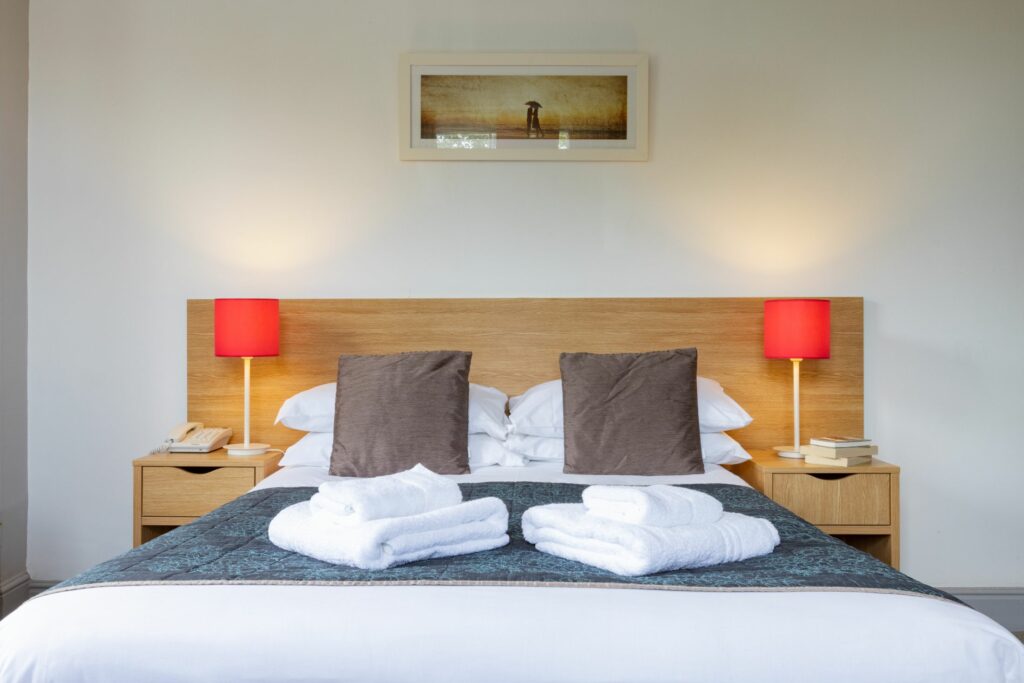 C&C The Imperial Exmouth -125-2