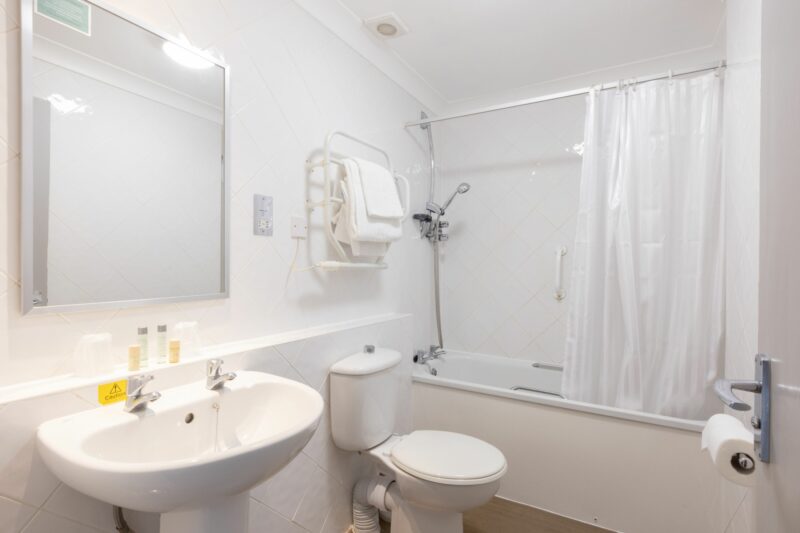 C&C The Imperial Exmouth -135-2