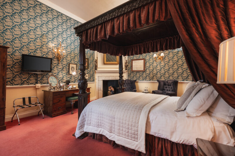 BedroomCastleStateRoom_3