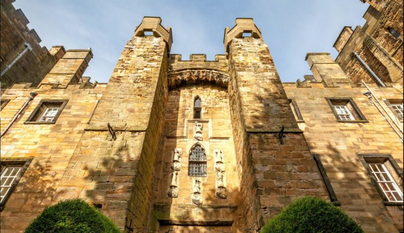Castle1