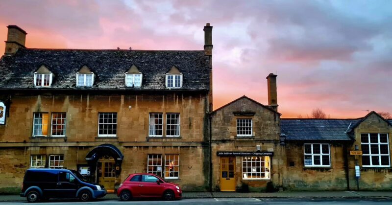 419890536_713789464062735_8332661337926019402_n