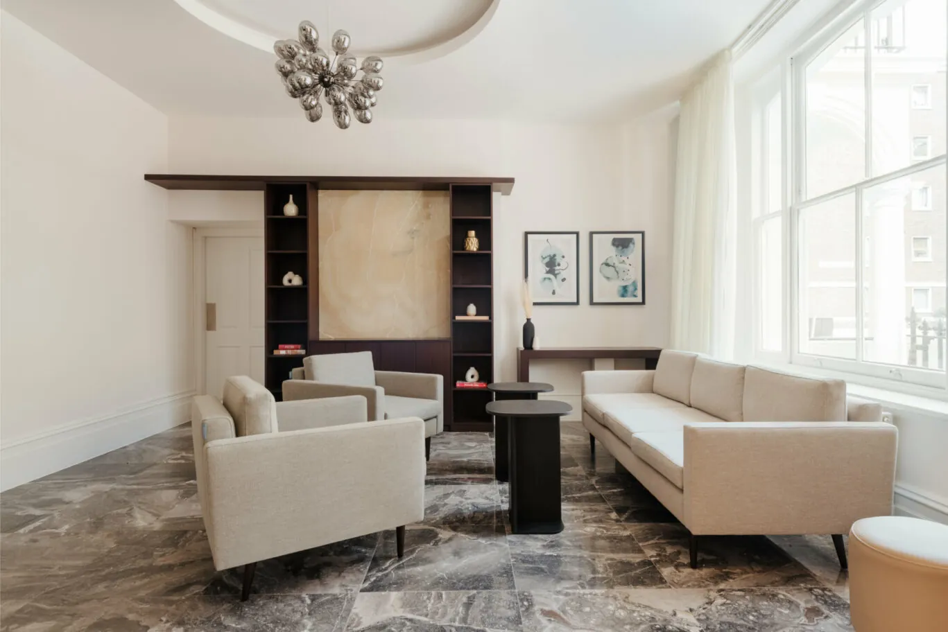 LON – NORF36 – Lobby-5