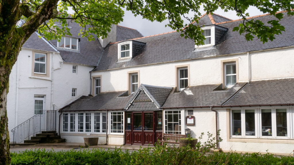 Skye Sligachan – Exterior 1