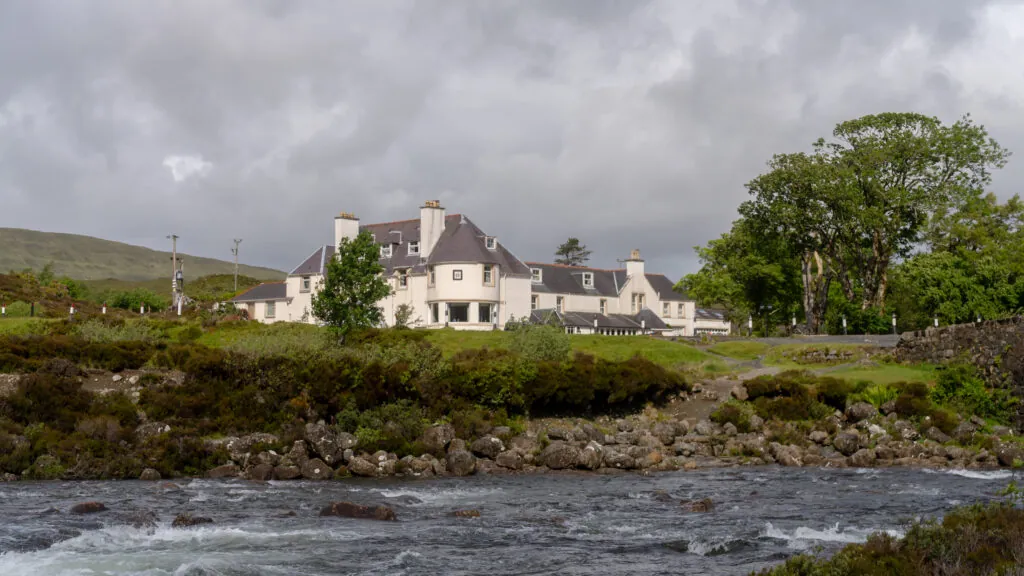 Skye Sligachan – Exterior 3