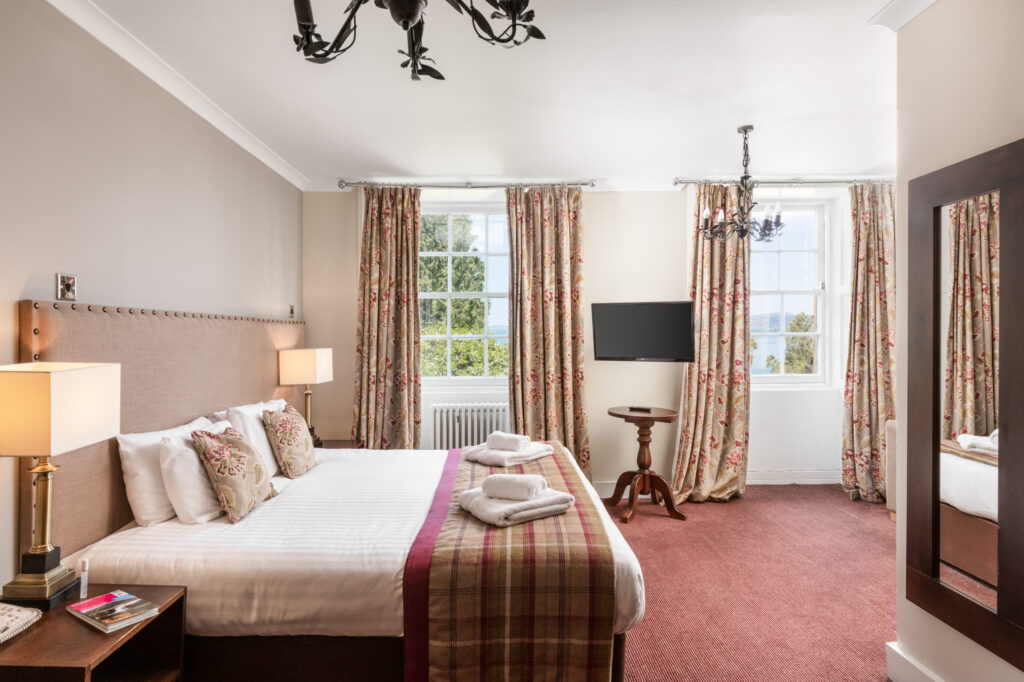 Deluxe Double Loch View