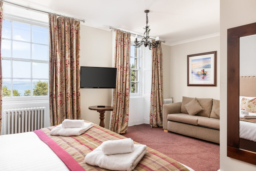 Deluxe Double Loch View