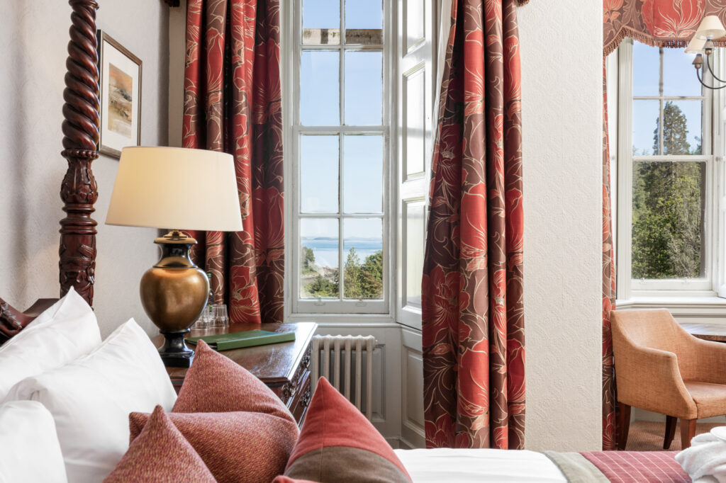 Principle Poster Bed