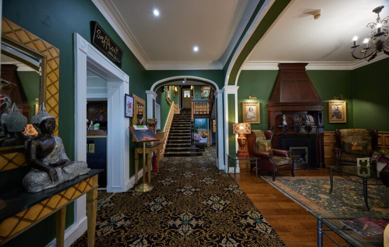 Stone House Hotel 86