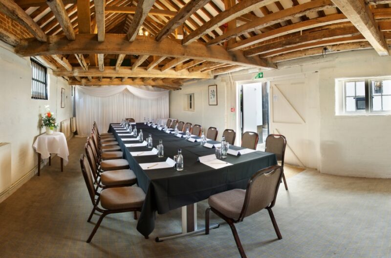 Surrey Barns – Boardroom