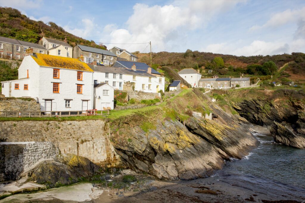 Bespoke – The Lugger-64