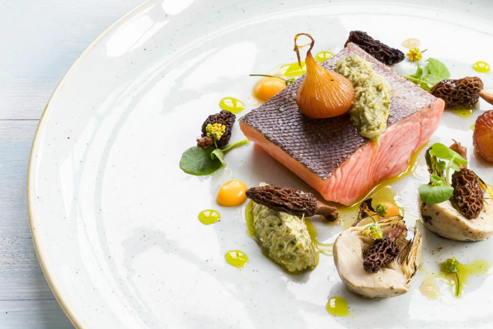 Bespoke – The Lugger-93