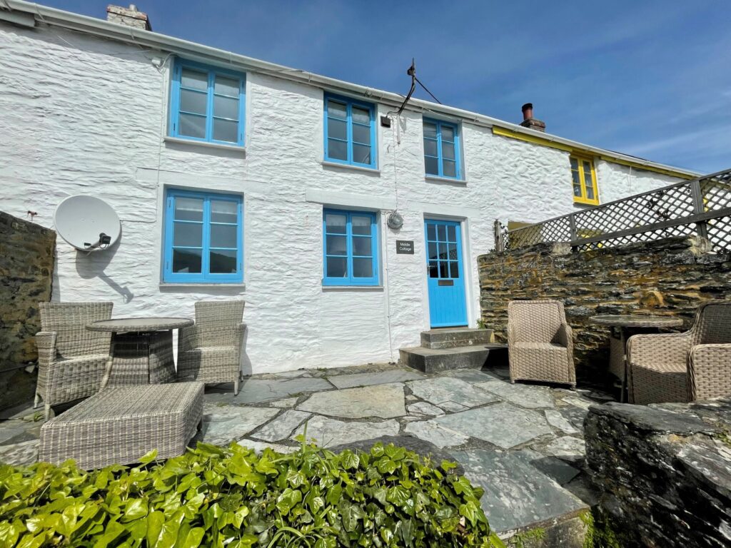 Middle Cottage – Front