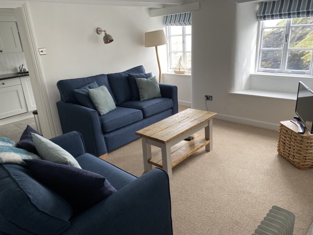 Middle Cottage – Lounge 1