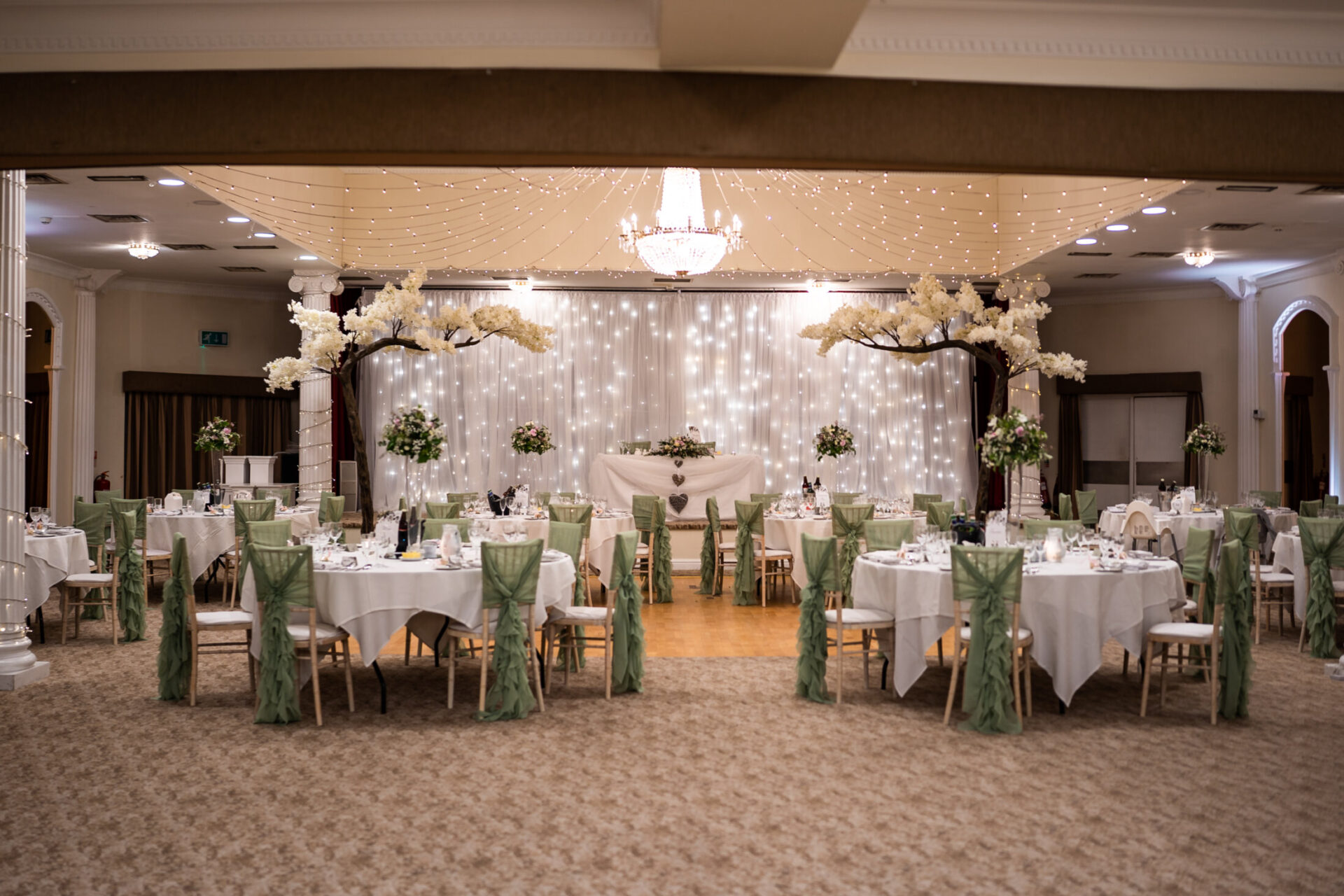 wedding listing website photo 4