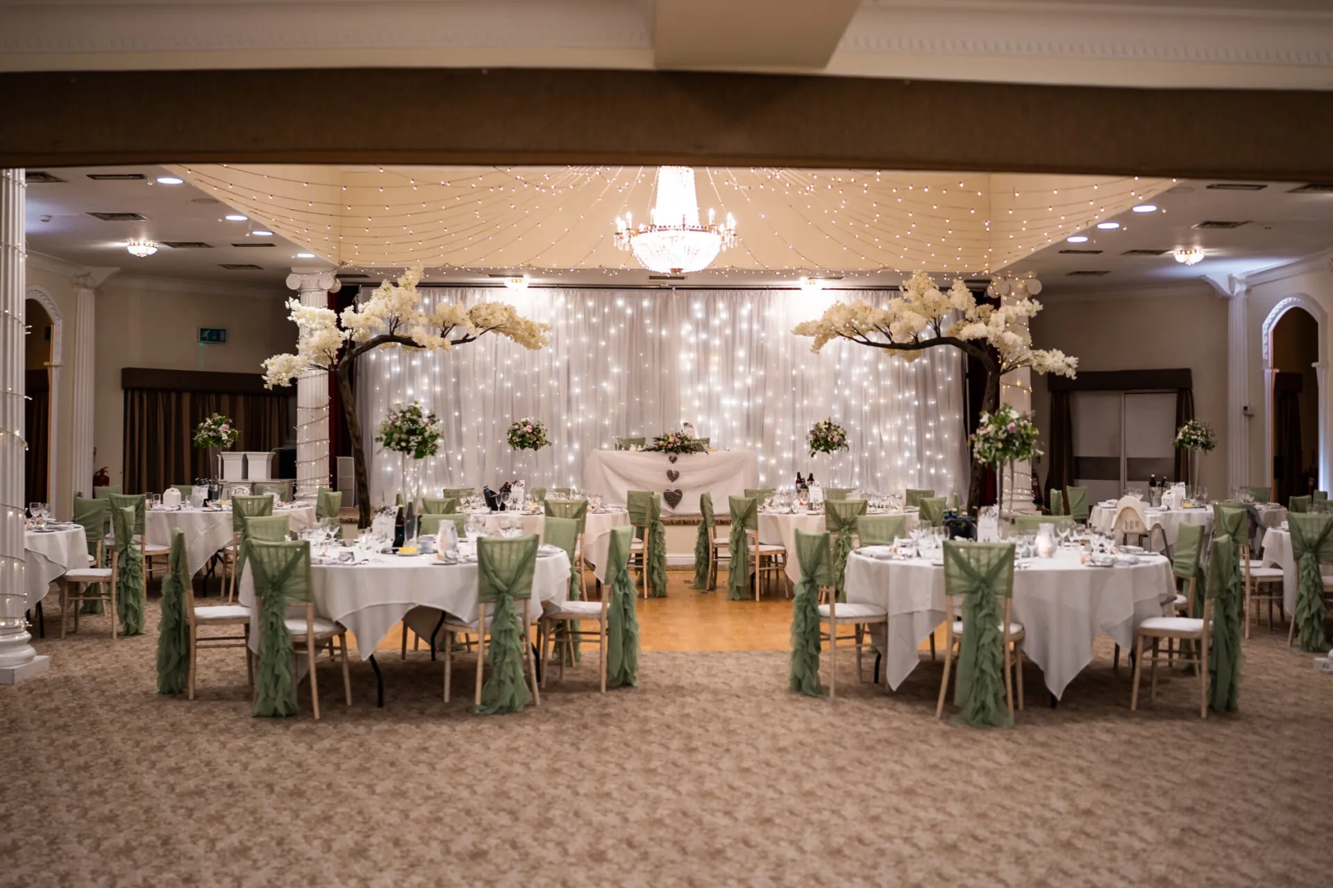 wedding listing website photo 4